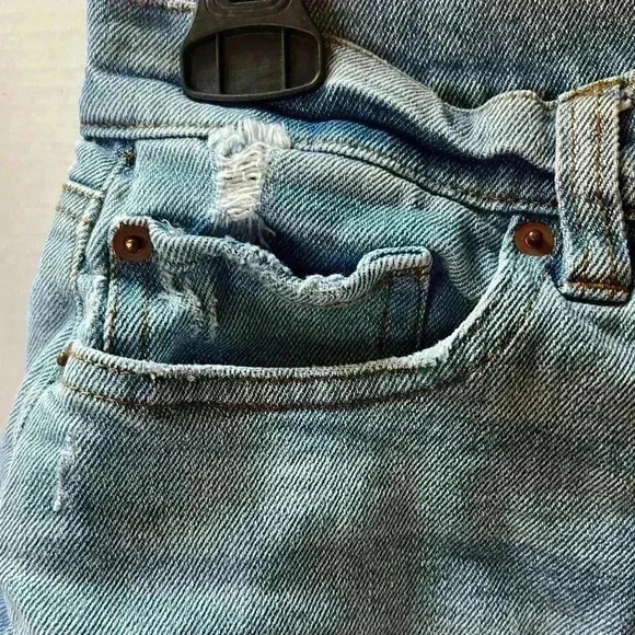 Cooper Key size 5 distress denim jean shorts with the sides cut off - Picture 3 of 10